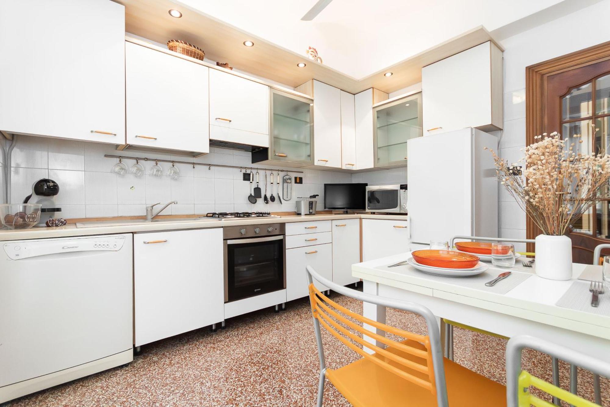 9Min Centro E Stazione Ferroviaria Apartment Genoa Exterior photo