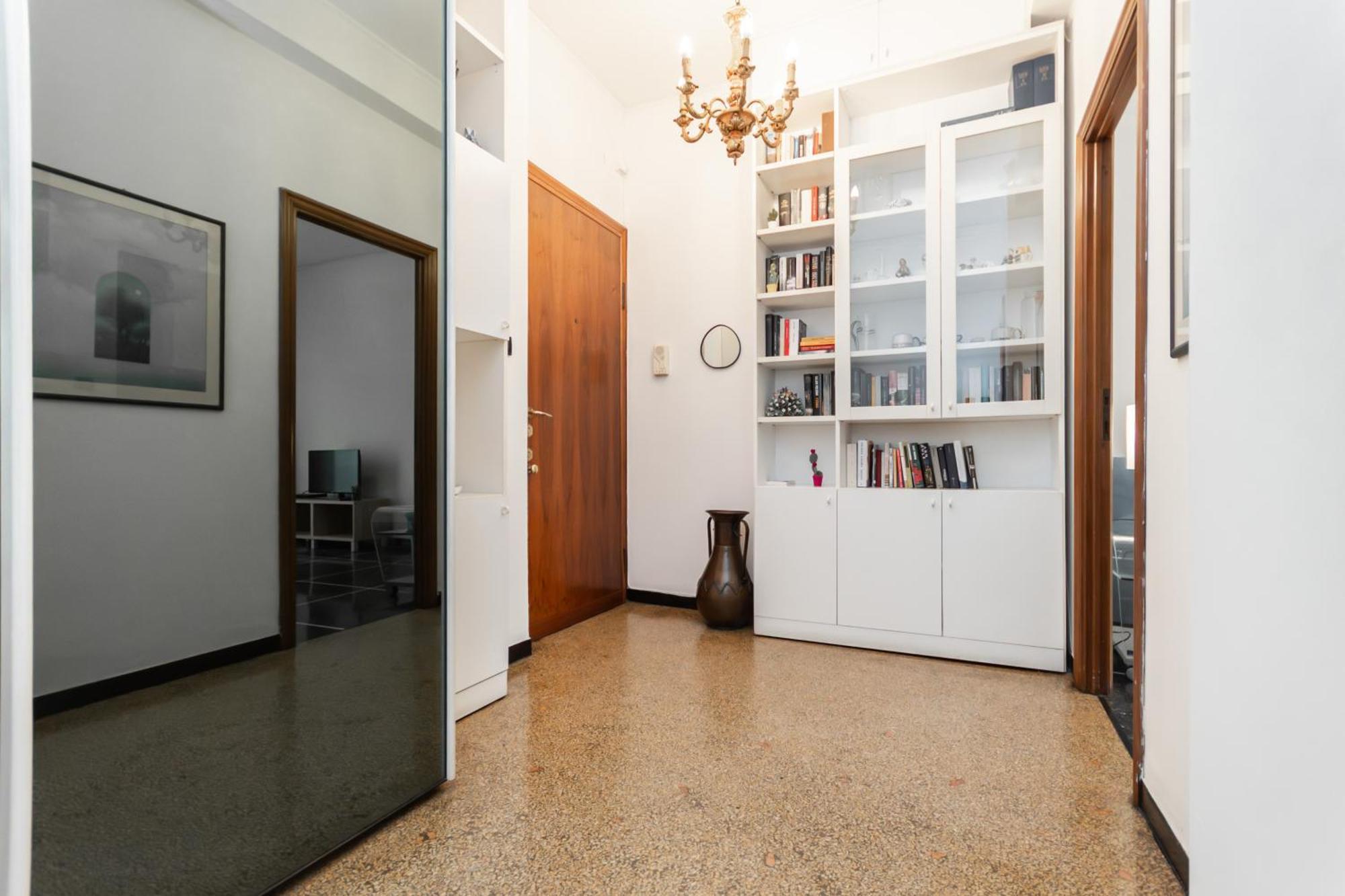 9Min Centro E Stazione Ferroviaria Apartment Genoa Exterior photo
